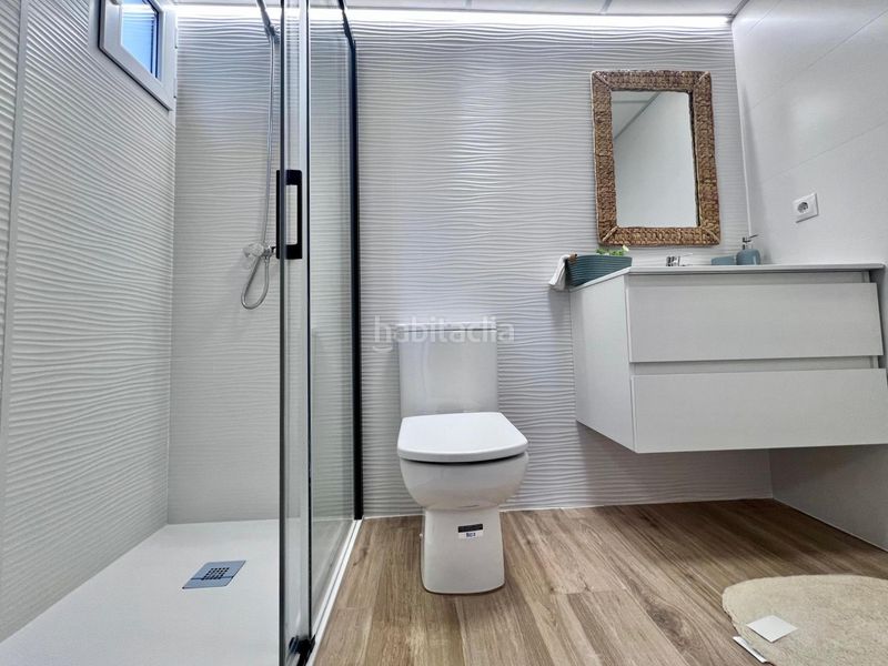 Foto a5f8cb50-60f5-4db9-acc3-a5d3c3ccaa54. Apartament amb calefacció aparcament piscina a Punta Prima Torrevieja