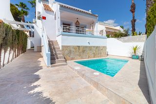 Chalet in Villamartín-Las Filipinas