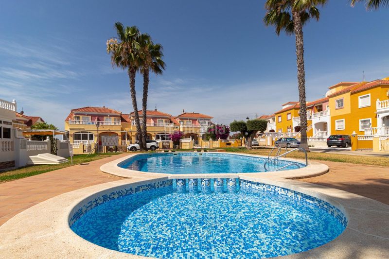 Foto 5d95421d-155d-4c69-8780-f3771d97173b. Casa amb calefacció piscina a La Regia Orihuela