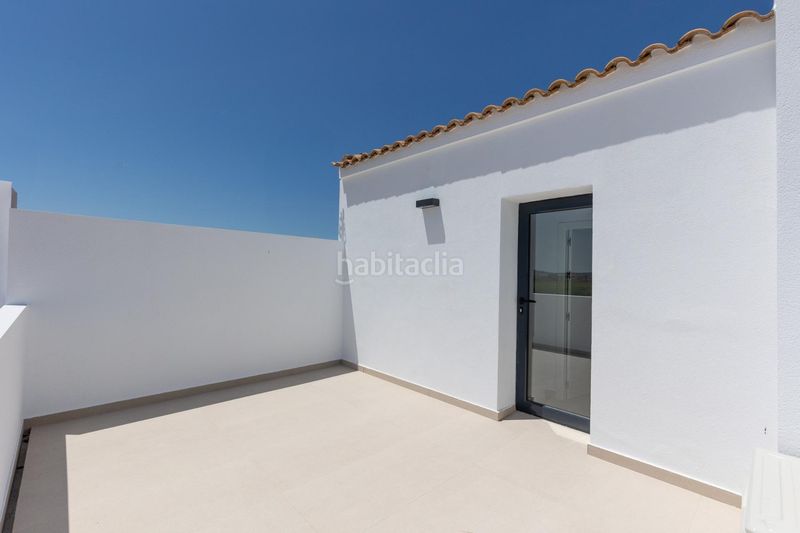 Foto fe6bb5be-3fe5-4eb1-8110-30a5ed93d18c. Casa aparellada amb aparcament piscina a Rafal