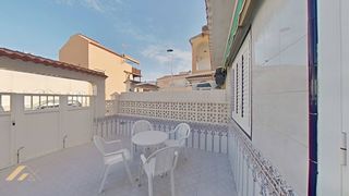 Rez-de-chaussée à El Mojón-Las Salinas. Planta baja con patio exterior y garaje junto a la playa