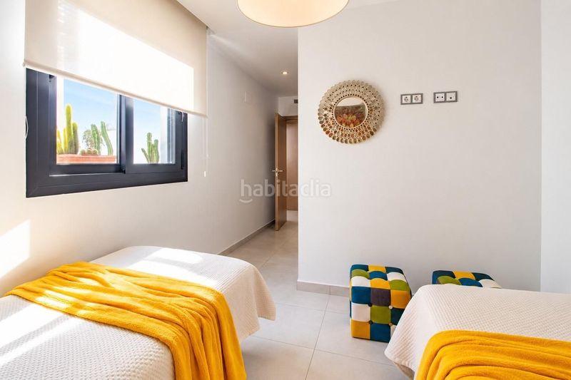 Foto df909256-2a91-44be-ae6e-f912e3d111a1. Apartament amb calefacció aparcament piscina a Los Arenales del Sol Elche / Elx