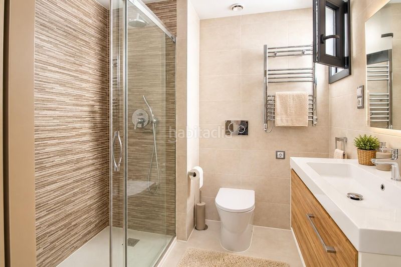 Foto f659e145-7fc0-4d8f-aa06-25bd0a27bfa7. Apartament amb calefacció aparcament piscina a Los Arenales del Sol Elche / Elx