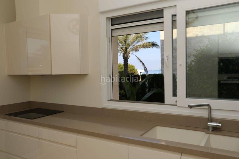 Foto cae79eb7-ad99-4080-8dd3-0d07a9c8f4a1. Chalet with heating pool in La Zenia Orihuela