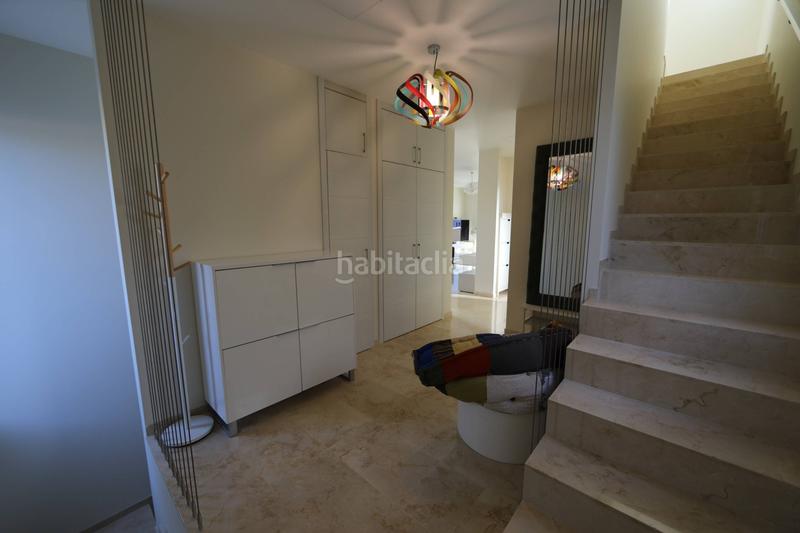 Foto dcb41a03-9257-4745-bd2b-f5b9b5f1a66c. Chalet with heating pool in La Zenia Orihuela