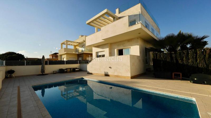 Foto f7b8739f-4232-447c-a129-3e619d63c1ae. Chalet with heating pool in La Zenia Orihuela