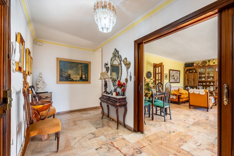 Foto 4124c09f-9576-497c-aadd-84ce8f2b7d74. Apartament amb aparcament a Centro ciudad Fuengirola