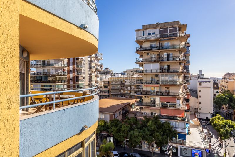 Foto 0d912960-2735-4f4a-990e-69d67fc14bcb. Apartament amb aparcament a Centro ciudad Fuengirola