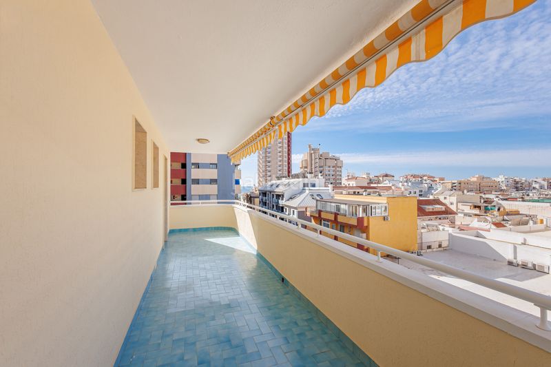 Foto 0e0fc5b4-c505-4aec-a2c2-d9358a773b67. Apartment in Puerto Deportivo Fuengirola