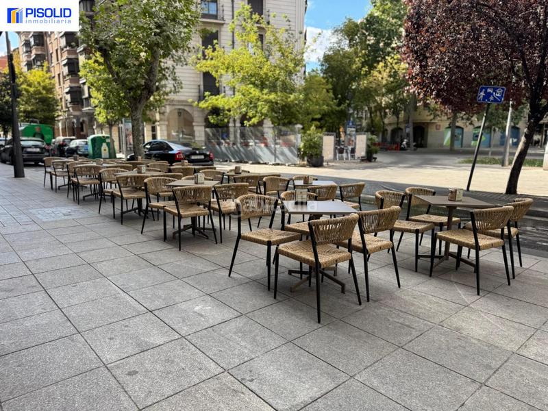 Foto 37d1a6dd-da11-4417-b67e-2ae02d543c75. Traspaso local comercial se traspasa bar en plaza san miguel en Valladolid