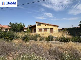 Casa a Nava del Rey. Casa en venta en nava del rey, valladolid