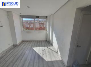 Appartement à Avenida segovia 94. Piso en venta en avenida segovia
