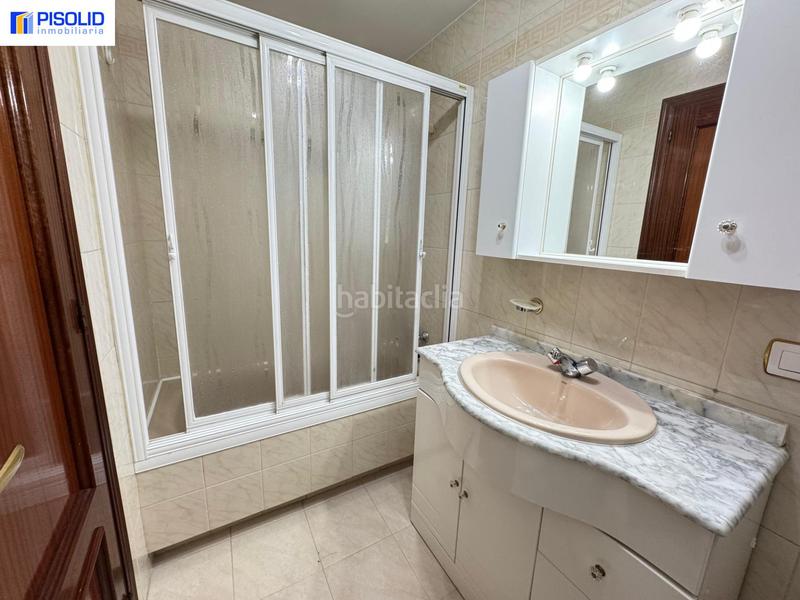 Foto d918e3c7-f740-46b4-a29c-2e34b44b0a50. Rent flat with heating parking in Delicias Valladolid