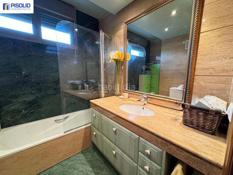 Foto 66c703f4-f61e-4fa1-8b60-e28802930970. Flat with heating parking pool in Huerta del Rey Valladolid