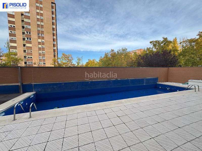 Foto 9bbb9705-dfa8-47ca-ad21-c25f3facd14f. Flat with heating parking pool in Huerta del Rey Valladolid
