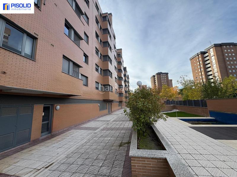 Foto bfd6b7fe-554b-4e1e-a1e0-de0755bedc0e. Flat with heating parking pool in Huerta del Rey Valladolid