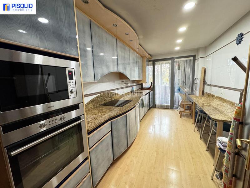 Foto c6070408-b40a-4ae3-b4f7-f3157ef92e06. Flat with heating parking pool in Huerta del Rey Valladolid