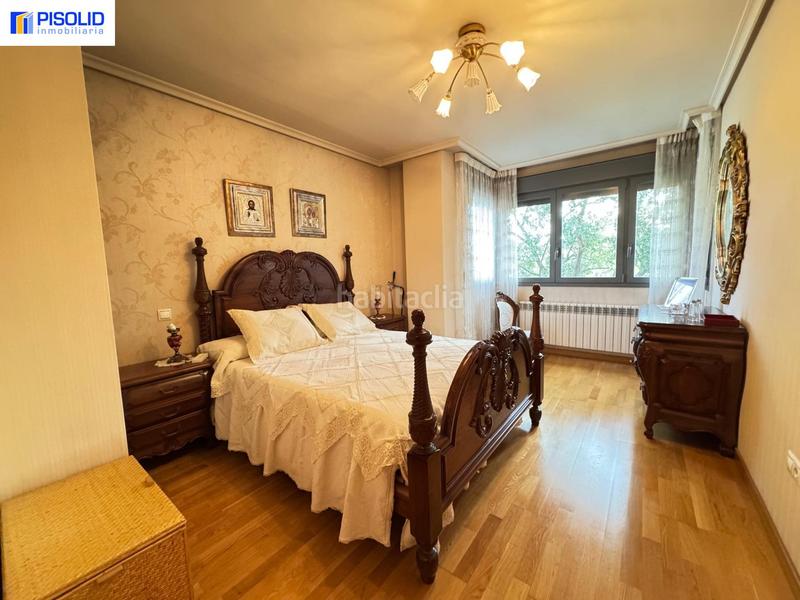 Foto e2301305-091f-4157-a937-a5554ad33eb5. Flat with heating parking pool in Huerta del Rey Valladolid