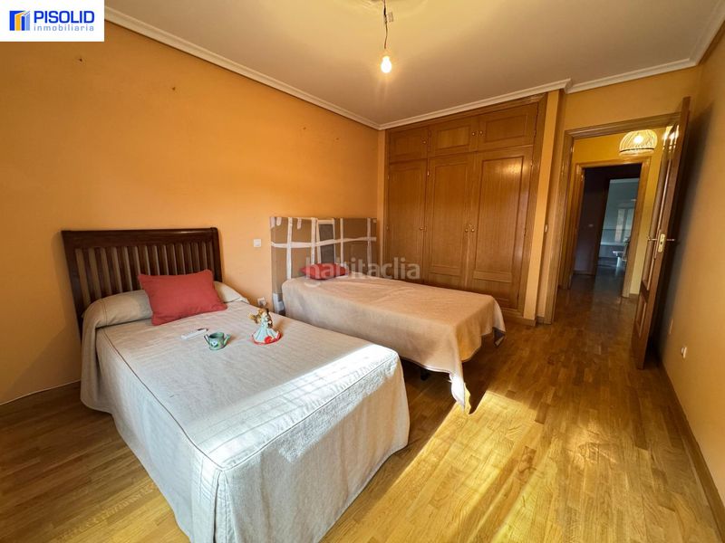 Foto 4a10841f-5bea-406a-bba0-e180c081406d. Casa adossada amb aparcament a Tordesillas