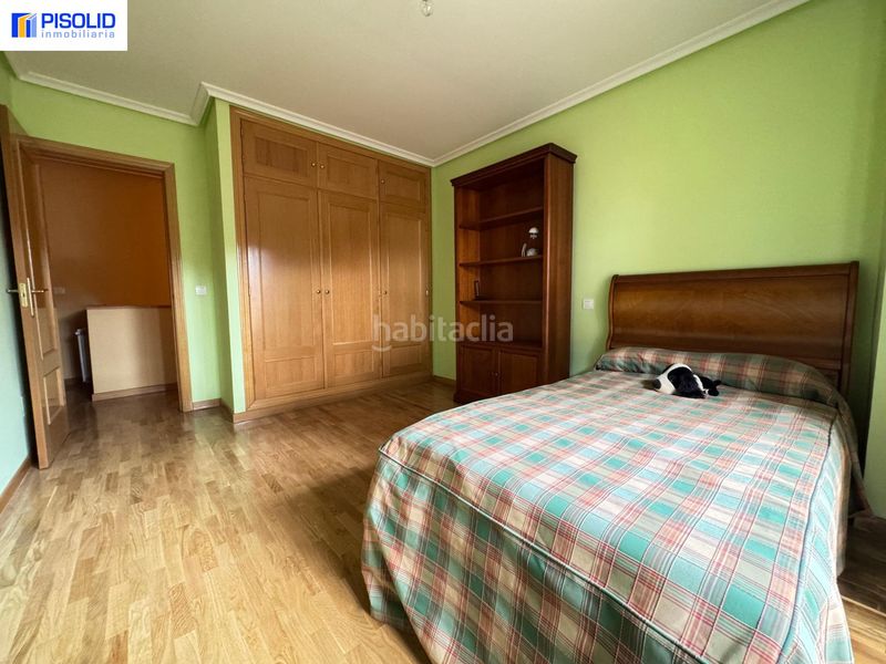 Foto e926b79f-3ad6-4005-9daa-adc249a24d4f. Casa adossada amb aparcament a Tordesillas