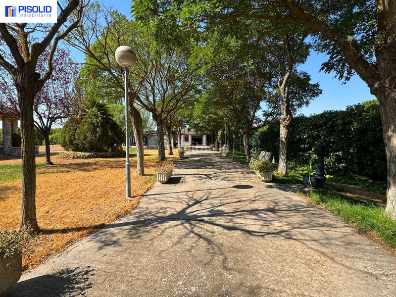 Foto f929e0be-89af-43f1-b016-f2e6c353526b. Masia amb calefacció piscina a Corcos