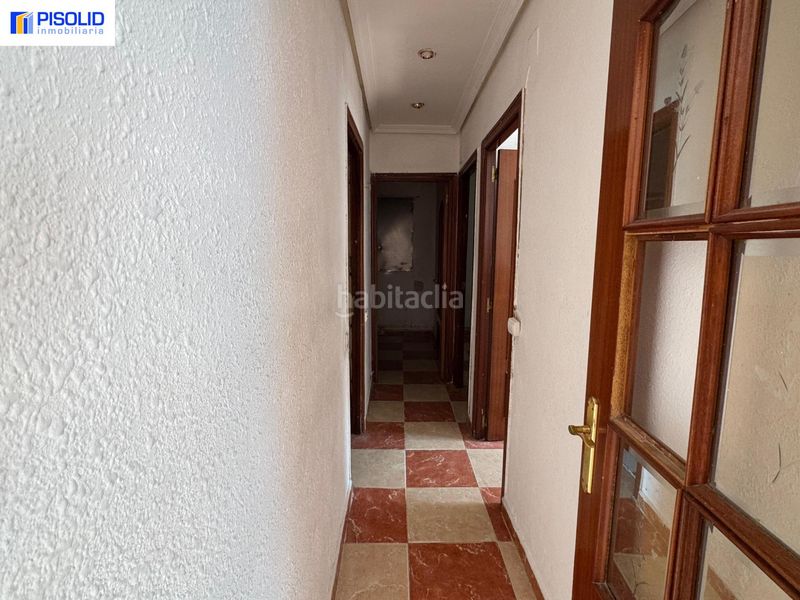 Foto 290aed02-12ba-48a1-9a77-40bb04dadc1e. Pis amb aparcament a Huerta del Rey Valladolid