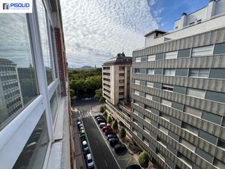 Location Appartement  Calle juan de juni. Piso en alquiler en el centro