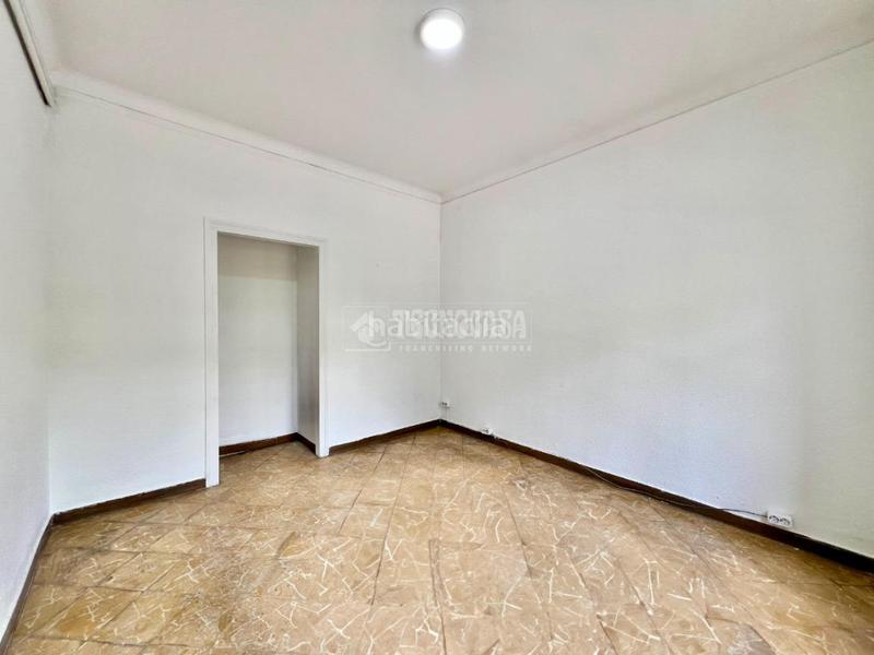 Foto df09ac3e-4426-44a2-ba57-fae4395b6610. Piso  en venta en La Nova Esquerra de l´Eixample Barcelona