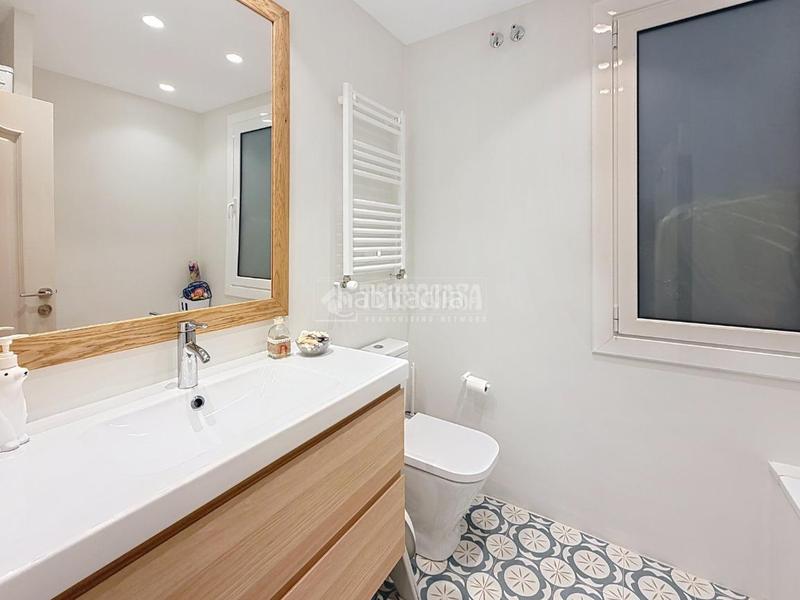 Foto 25581b54-9b48-42a3-9d12-00670f4f30ca. Piso  en venta en La Nova Esquerra de l´Eixample Barcelona