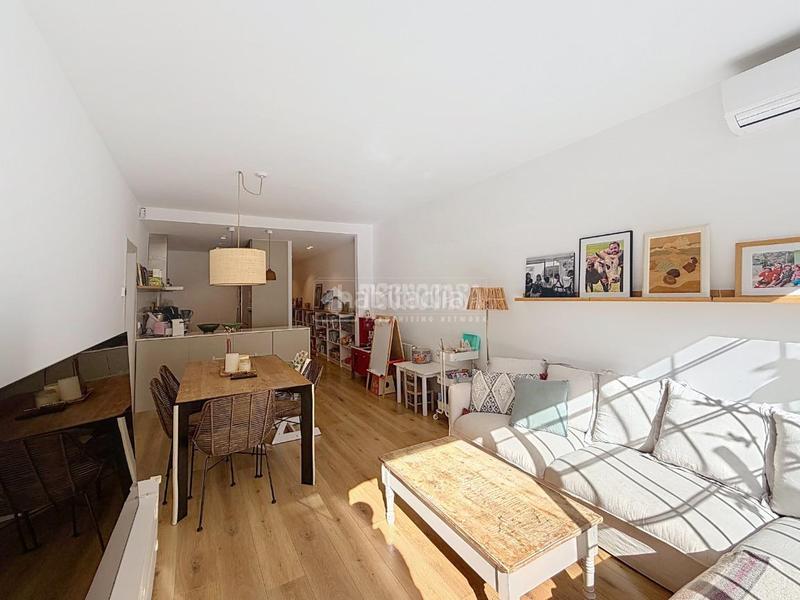 Foto 513f2551-531d-4f82-bcff-72ee8d9e9401. Piso  en venta en La Nova Esquerra de l´Eixample Barcelona