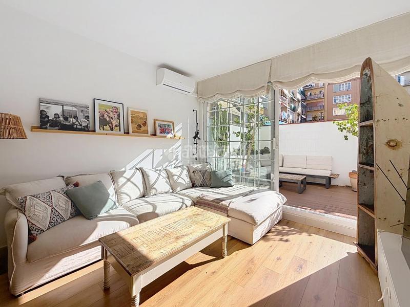 Foto 5cf4fb53-abd4-41d3-84f3-19b868b7e717. Piso  en venta en La Nova Esquerra de l´Eixample Barcelona