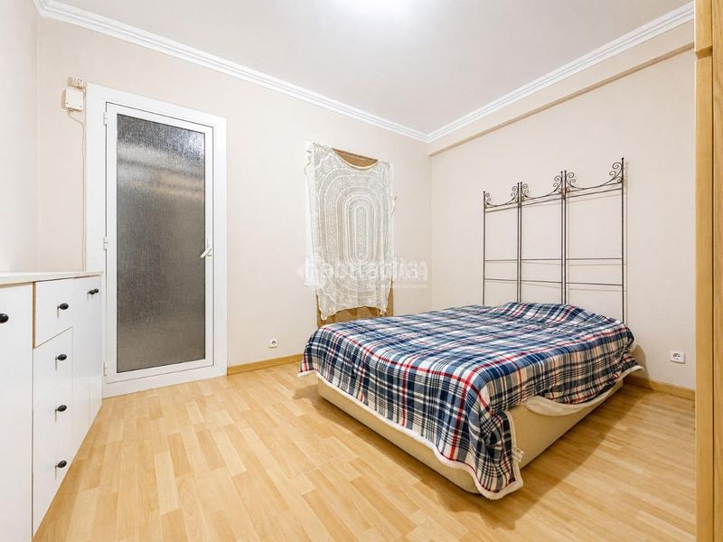 Foto 69d3b781-9349-4f54-84e6-dcf67f5d3749. Piso  en venta en La Nova Esquerra de l´Eixample Barcelona