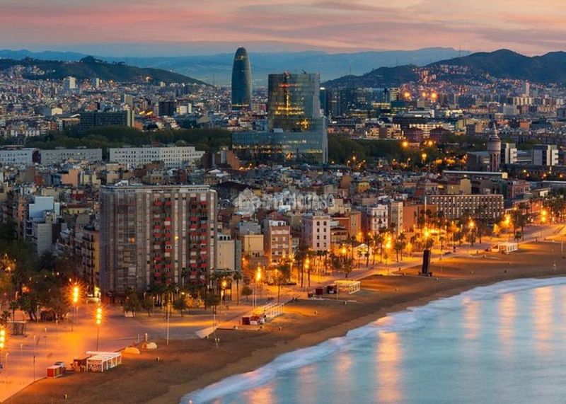 Foto 8a444fd2-17fa-4d9f-be85-2bb0c40cdf01. Piso  en venta en La Nova Esquerra de l´Eixample Barcelona
