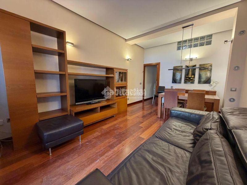 Foto b7dee5ac-b337-492c-bd0e-ec352974fdc3. Piso  en venta en La Nova Esquerra de l´Eixample Barcelona