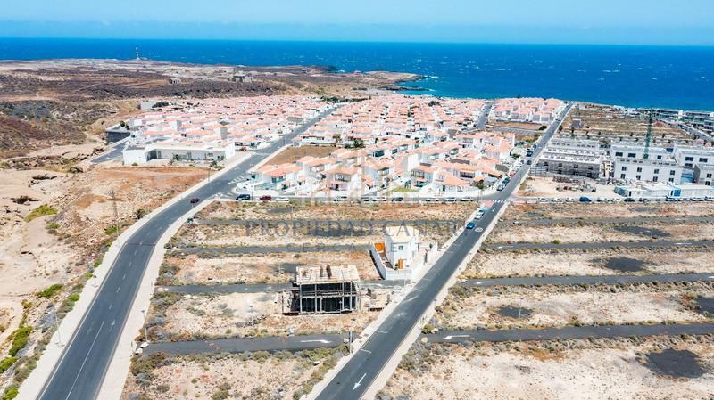 Foto d0b3d935-29f3-4b51-b420-f645d6ffeec8. Terreno residencial en salitrero 2 terreno con proyecto cerca del mar… en Arico