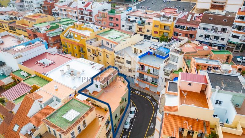 Foto 6e2912a1-c432-4d71-8605-ec5354bf4942. Reihenhaus in calle tinerfe 32 in Longuera - Toscal Realejos (Los)