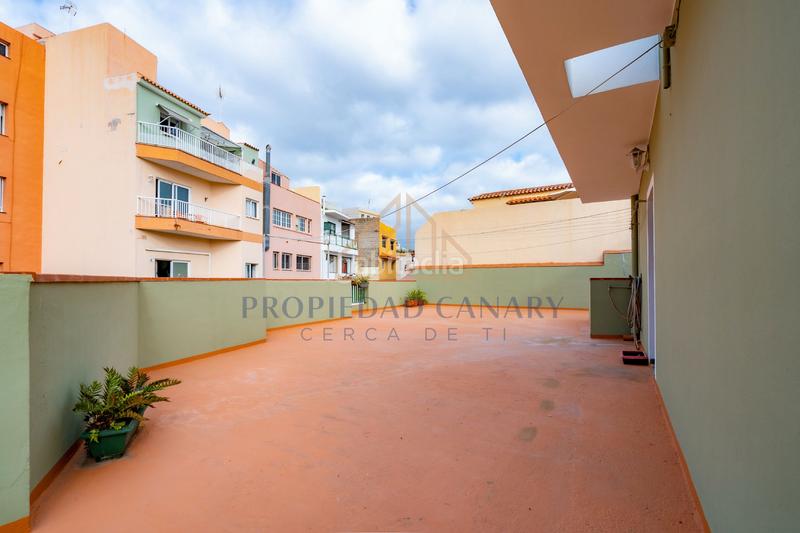 Foto c2deb19c-e82b-44cd-ba02-650e19523613. Reihenhaus in calle tinerfe 32 in Longuera - Toscal Realejos (Los)