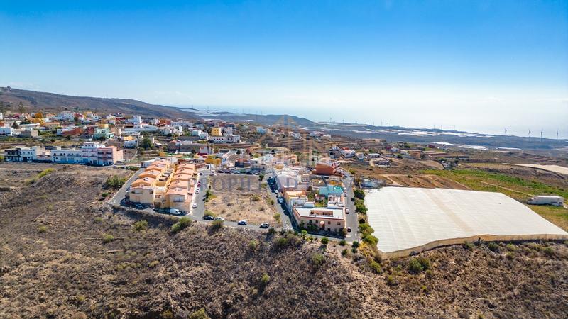 Foto b0d969da-679d-49f9-a7bc-86c2908e9f92. Terreny residencial a n/a a Arico