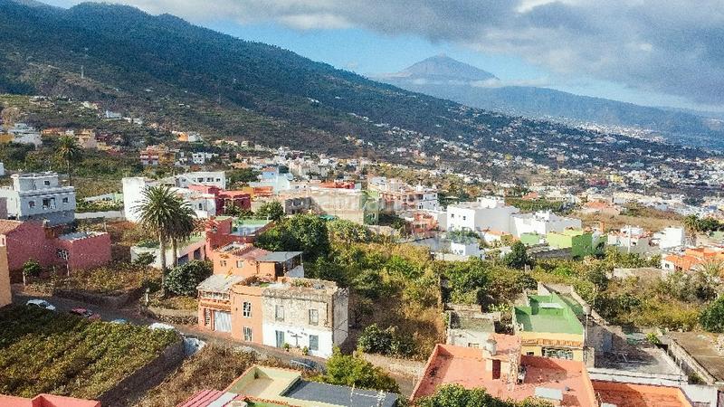 Foto c220fcd2-afdb-4238-89da-e3be7c4052d6. Casa in calle del pino 60 in Victoria de Acentejo (La)