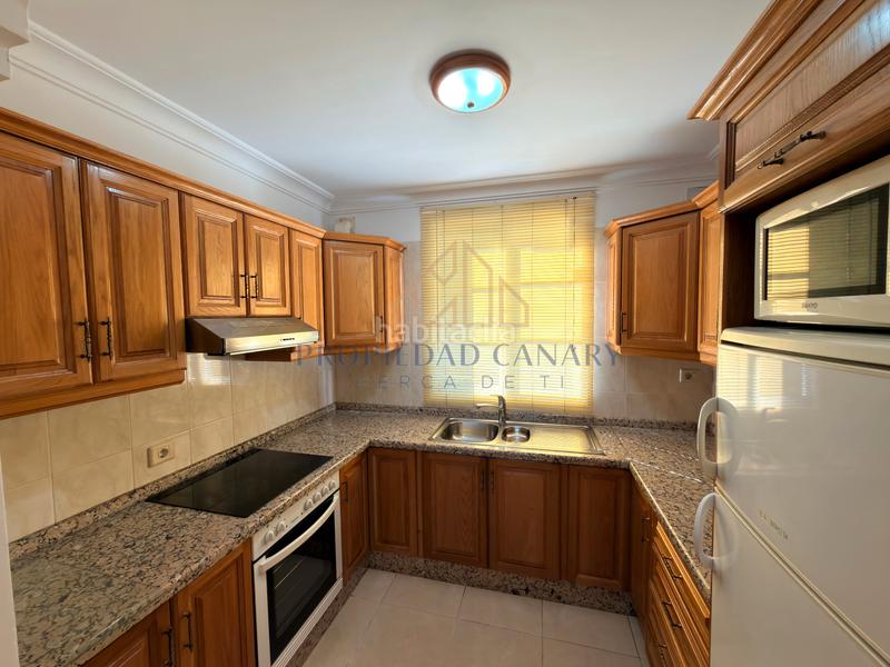 Foto f999c587-dc3a-4300-b63c-e045fe733eef. Lloguer casa adossada amb aparcament a Centro Orotava (La)