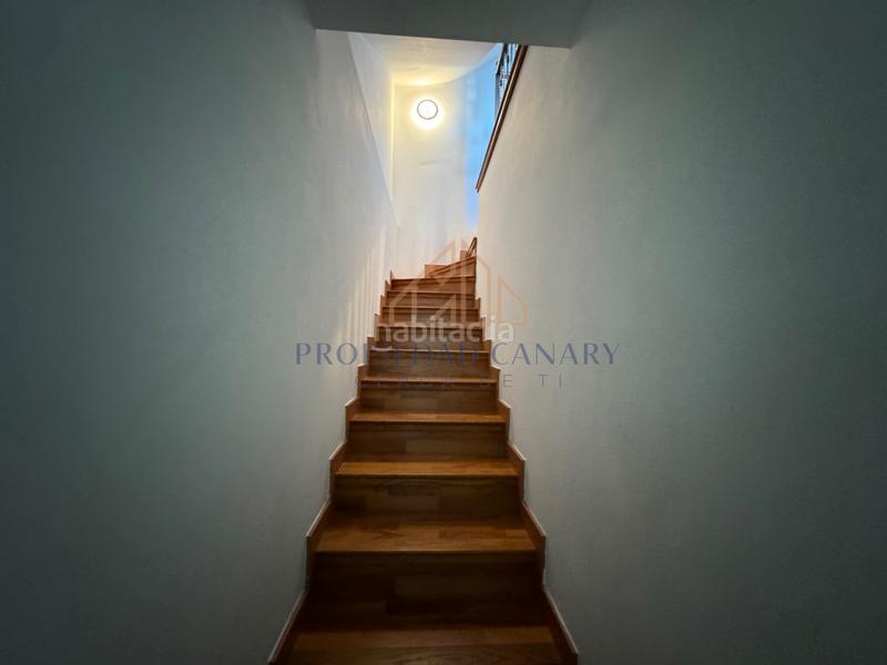 Foto ce0067e4-119b-4033-a721-6957b2eb4da4. Rent towny house with parking in La Perdoma - San Antonio - Benijos Orotava (La)