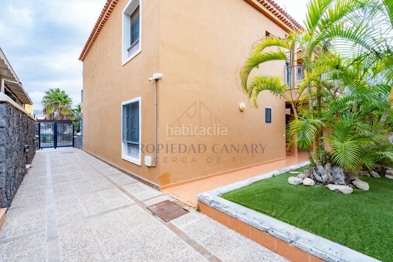 Foto ad499f61-d7eb-4d2c-b255-333f2cd9a302. Pis a calle eneas 3 a Costa del Silencio Arona