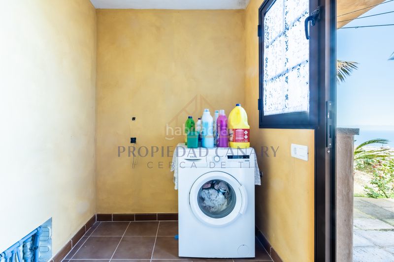 Foto b1319a7a-6391-4b82-a18e-719e1a38131e. Masia a La Perdoma - San Antonio - Benijos Orotava (La)