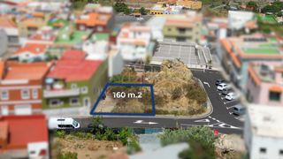 Wohngrundstück in Calle los mocanes 9. Terreno urbano consolidado con proyecto y licencia solicitada