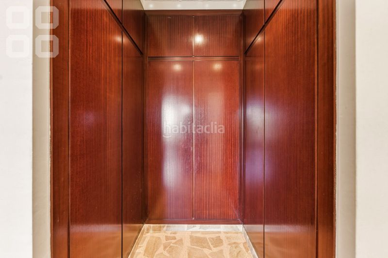 Foto 7df2f9ea-43cf-47da-90d0-c5a6c2f62f6a. Casa amb xemeneia calefacció aparcament piscina a Caldes d´Estrac