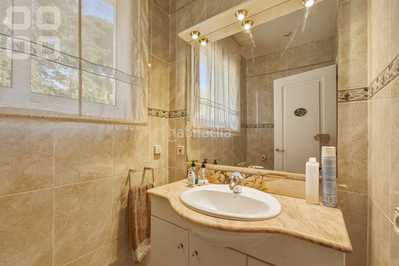 Foto d0efa66b-94af-48b7-bca9-a77f3c5fc5a2. Casa amb xemeneia calefacció aparcament piscina a Caldes d´Estrac