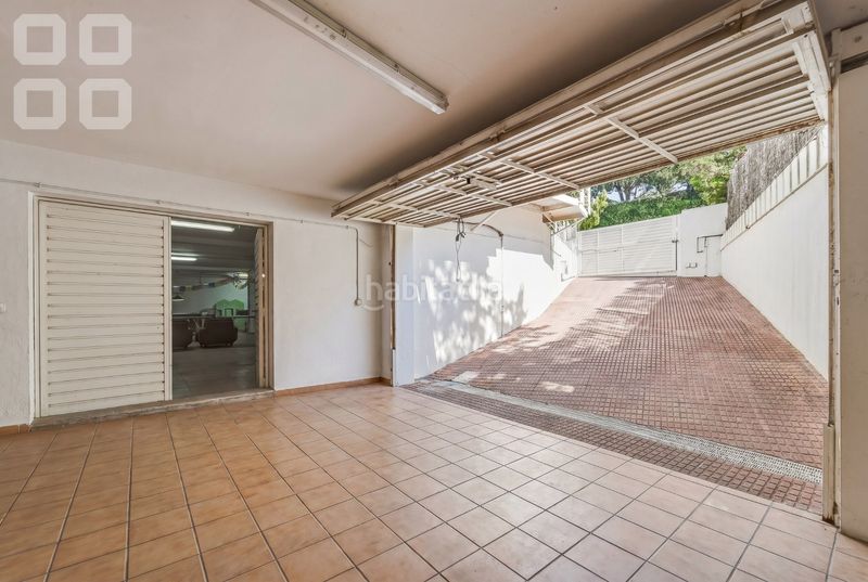 Foto ec6b2c58-51b3-4e12-879d-f124b710f591. Casa amb xemeneia calefacció aparcament piscina a Caldes d´Estrac