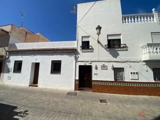 Maison à Almuñecar centro. Almuñécarcasa