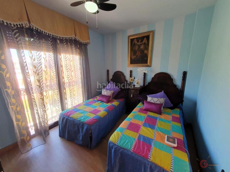 Foto dd42b986-454f-49f9-bfa6-fe0a5e493ad2. Chalet  en Playa de Granada Motril