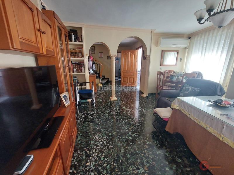 Foto d5ae07af-f890-41ad-993d-afdc25f3e627. Casa  en Centro Salobreña